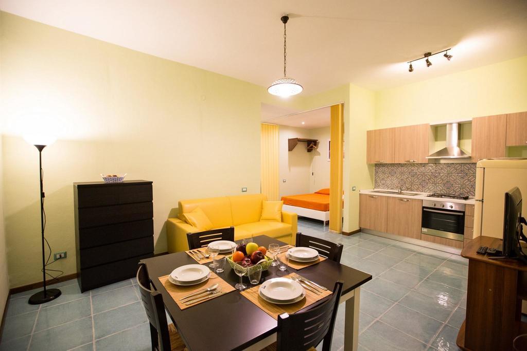 Il Nido Del Sole Apartment เชฟาลู ห้อง รูปภาพ