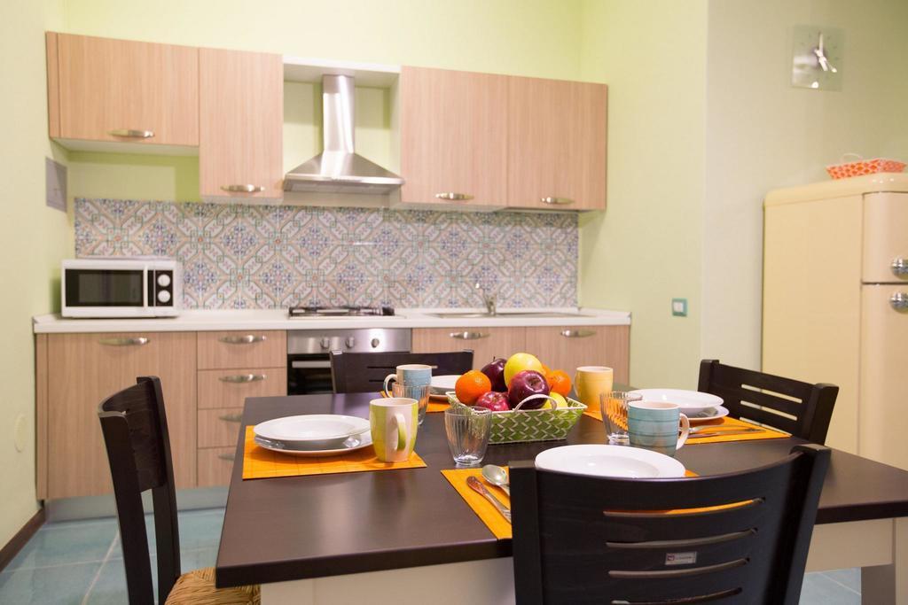 Il Nido Del Sole Apartment เชฟาลู ห้อง รูปภาพ