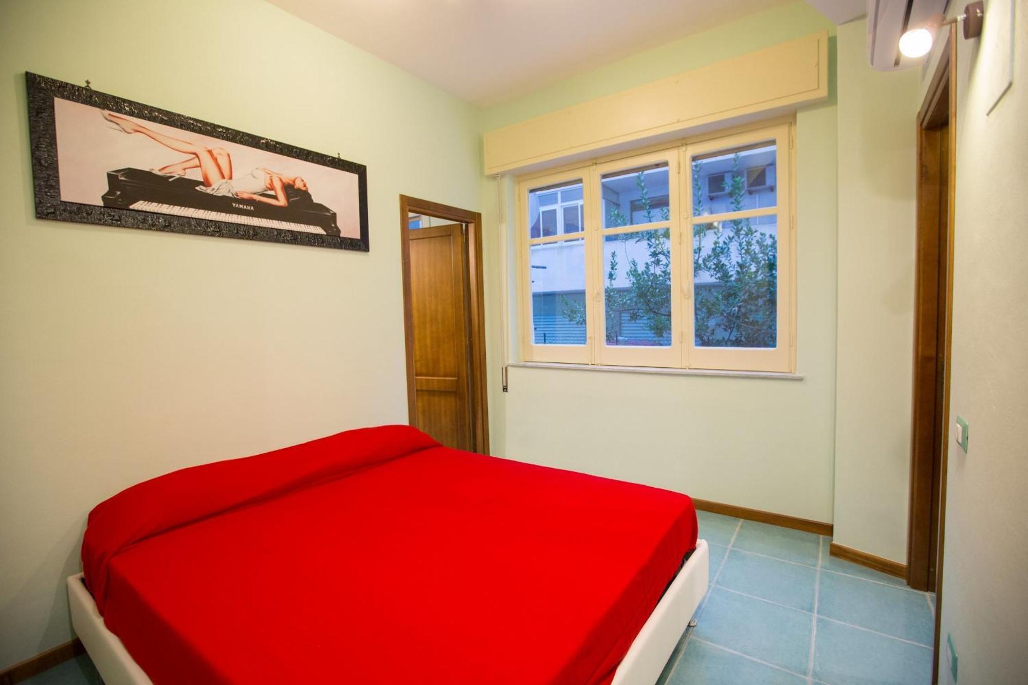 Il Nido Del Sole Apartment เชฟาลู ภายนอก รูปภาพ